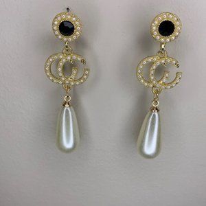 Cc fashion earrings